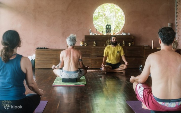 Người Mê Yoga Và Thiền Nên Dành Thời Gian Ở Đâu Tại Bali?