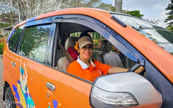 Đi Lại Trong Bali: Thuê Xe Riêng Có Tài Xế Hay Grab Tiện Hơn? So Sánh Chi Phí