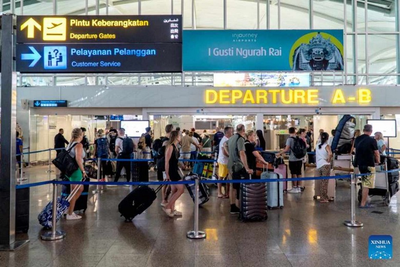 Khu làm thủ tục nhập cảnh sân bay Ngurah Rai Bali
