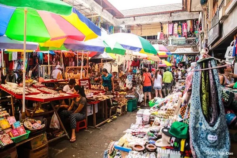 Toàn cảnh khu chợ Ubud nhộn nhịp